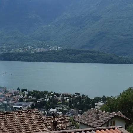 Tuschaus Kır Evi