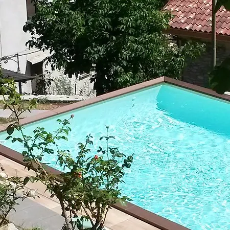 Tuschaus Hétvégi ház *